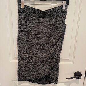 Aritzia Wilfred Free knit asymmetrical skirt